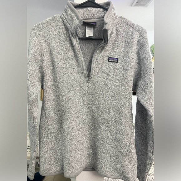 Patagonia Sweaters - Patagonia Women's Zip-Up Sweater in Light Gray